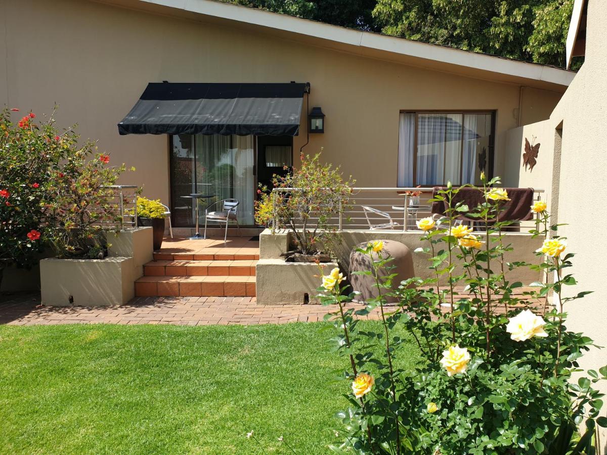 125 On Van Buuren Road Guest House Johannesburgo Exterior foto