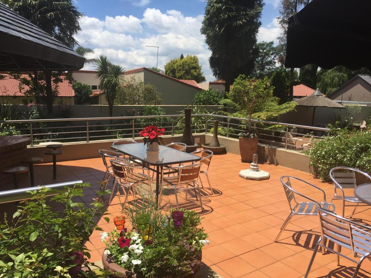 125 On Van Buuren Road Guest House Johannesburgo Exterior foto